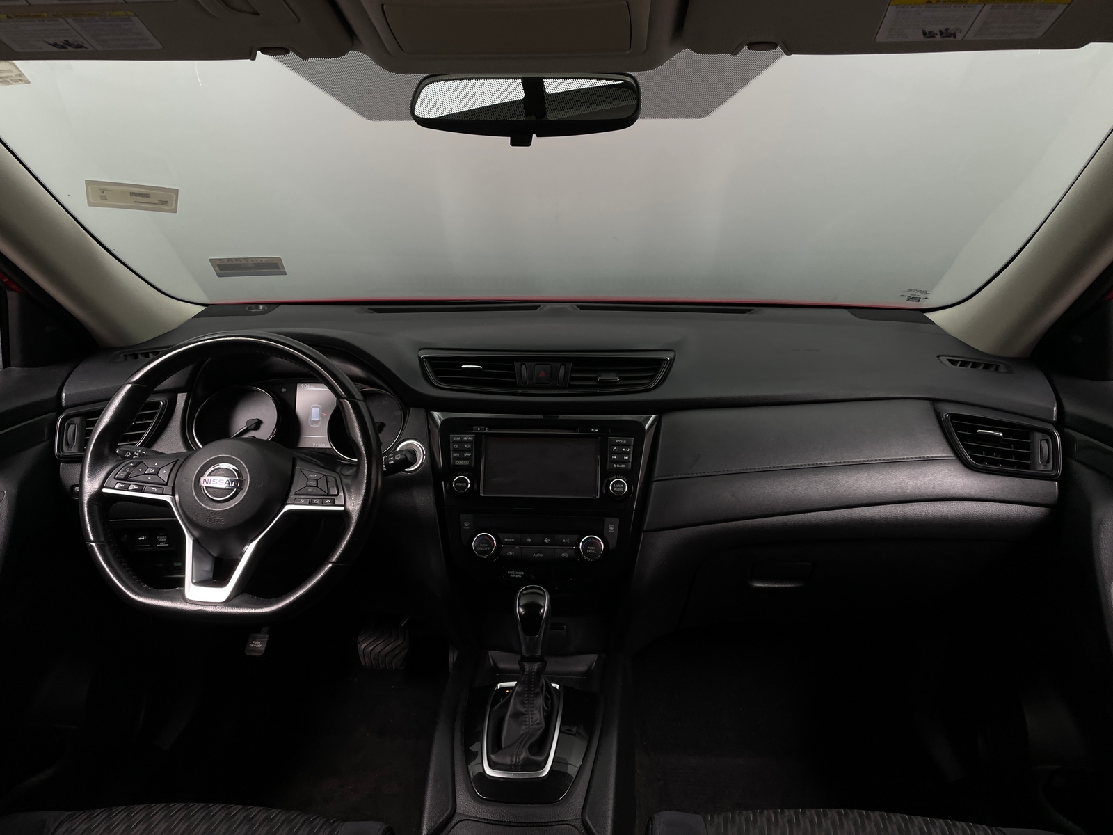 Thumbnail: 2017 Nissan Rogue - 3