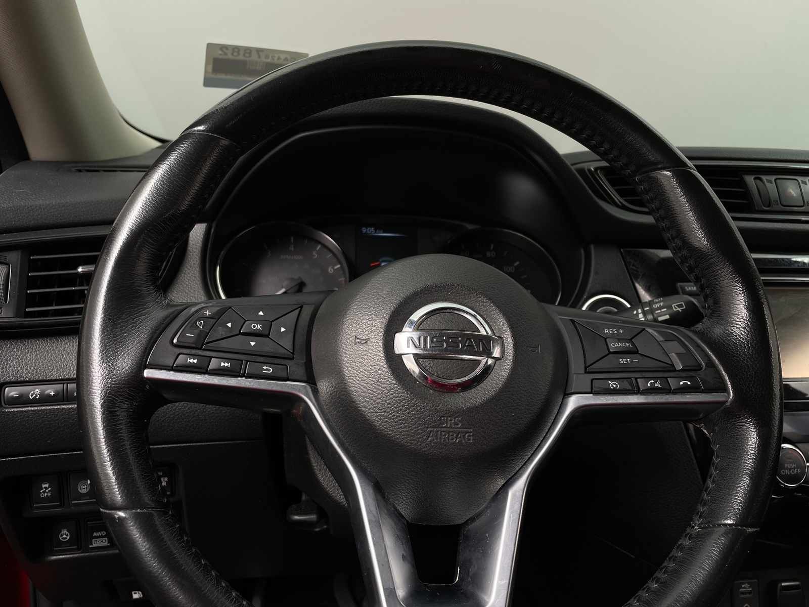 Thumbnail: 2017 Nissan Rogue - 5