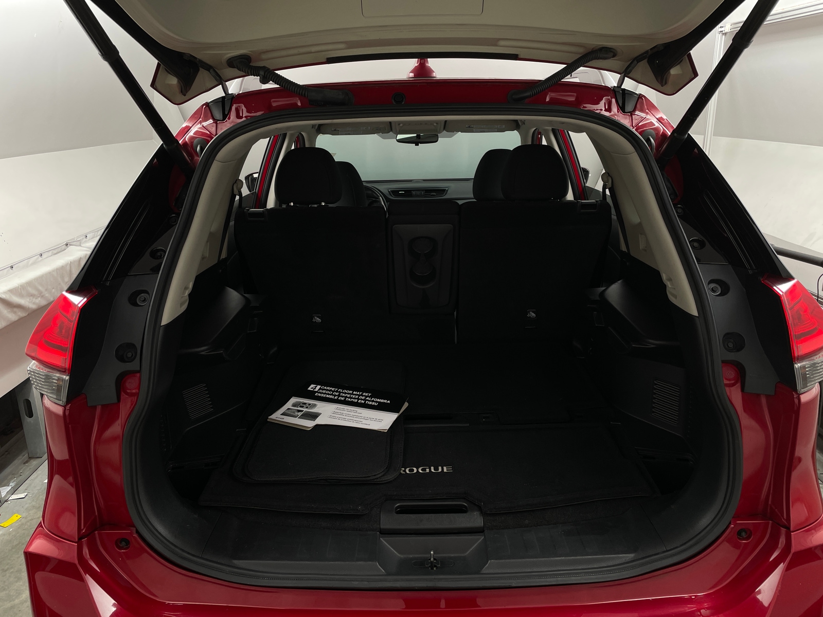 Thumbnail: 2017 Nissan Rogue - 7