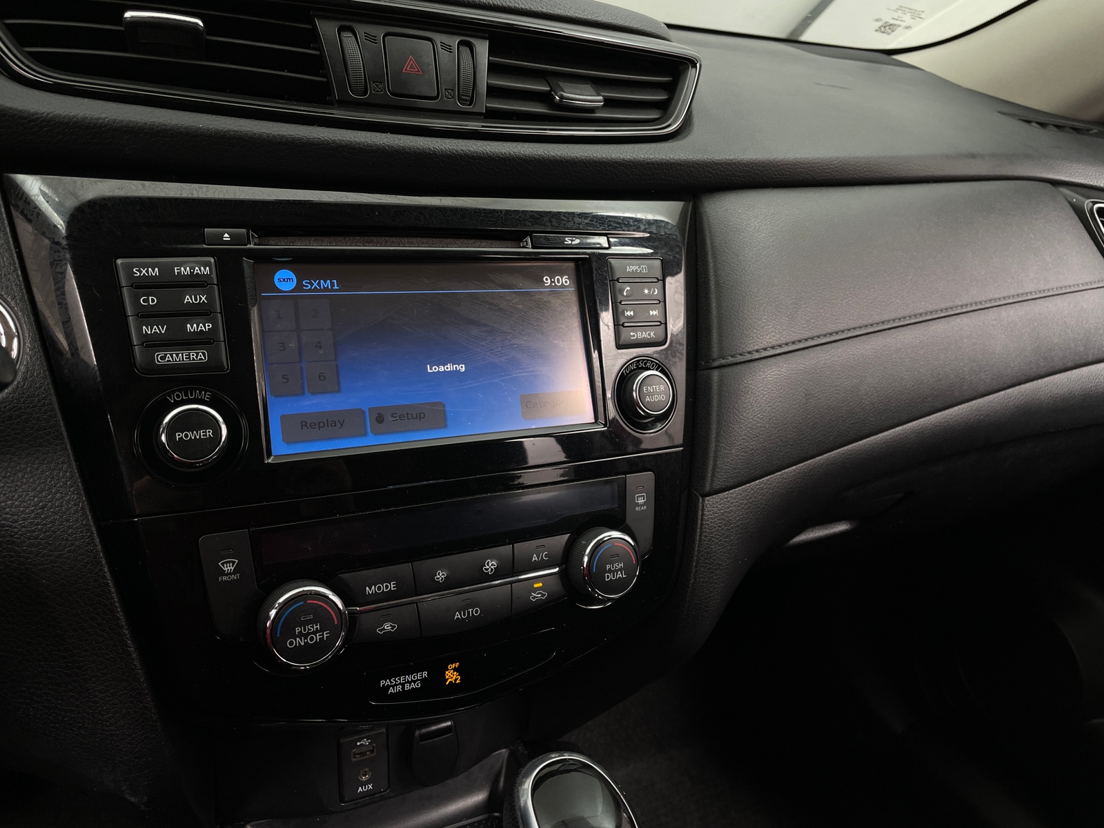 Thumbnail: 2017 Nissan Rogue - 4