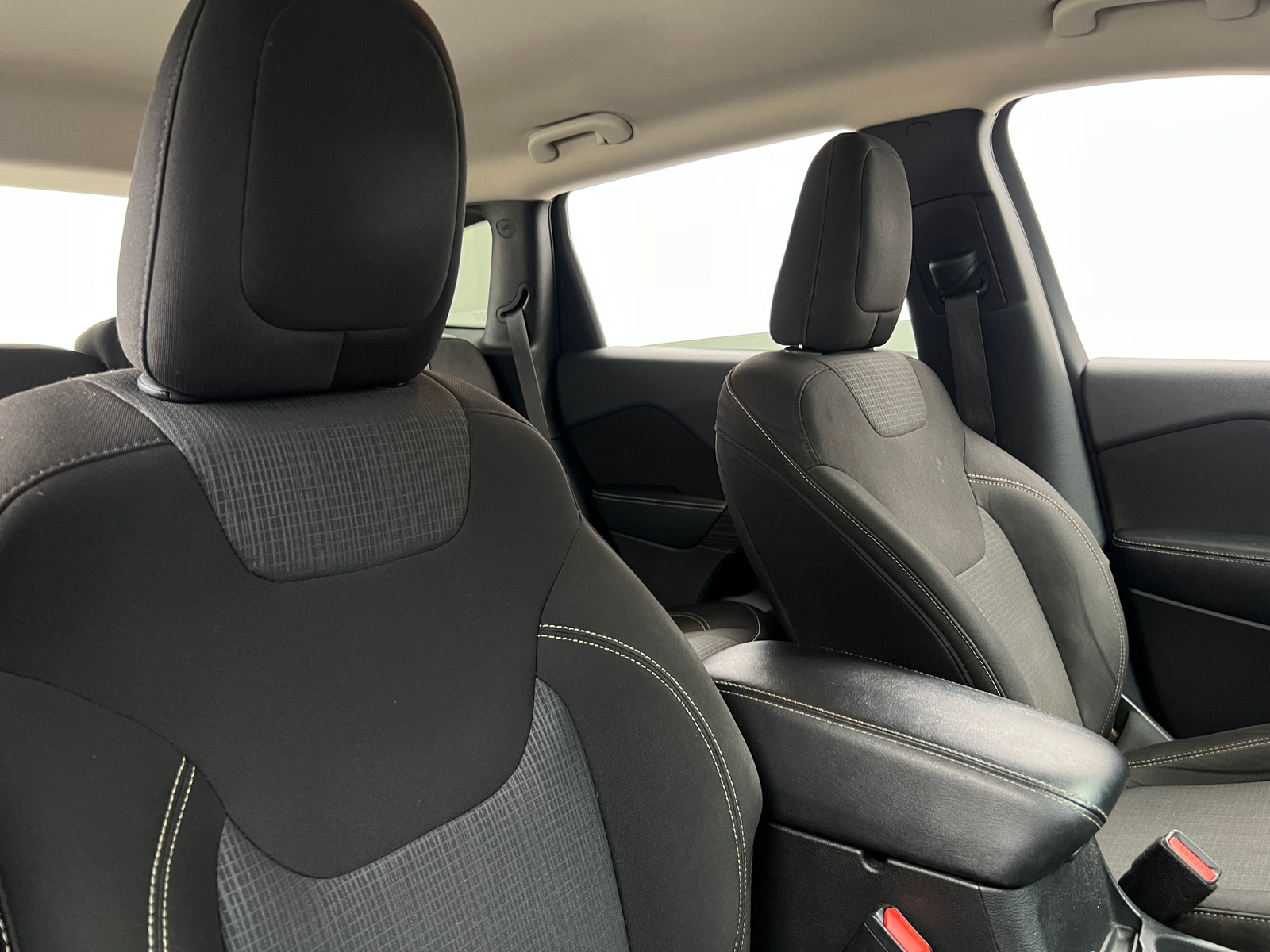 Thumbnail: 2015 Jeep Cherokee - 2