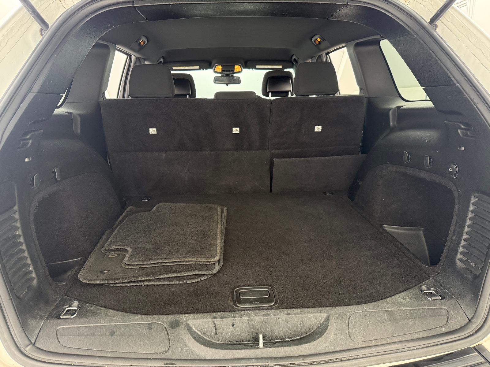 Thumbnail: 2015 Jeep Grand Cherokee - 7