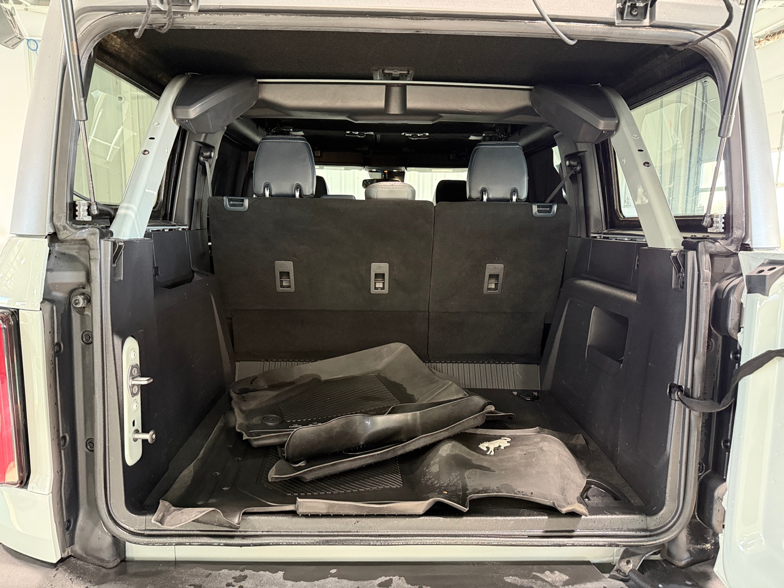 Thumbnail: 2022 Ford Bronco - 7