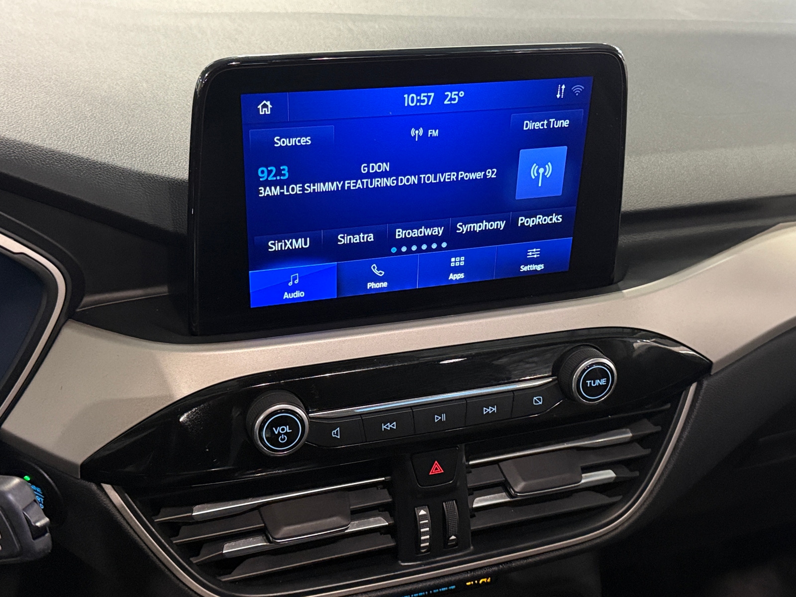 Thumbnail: 2021 Ford Escape - 4