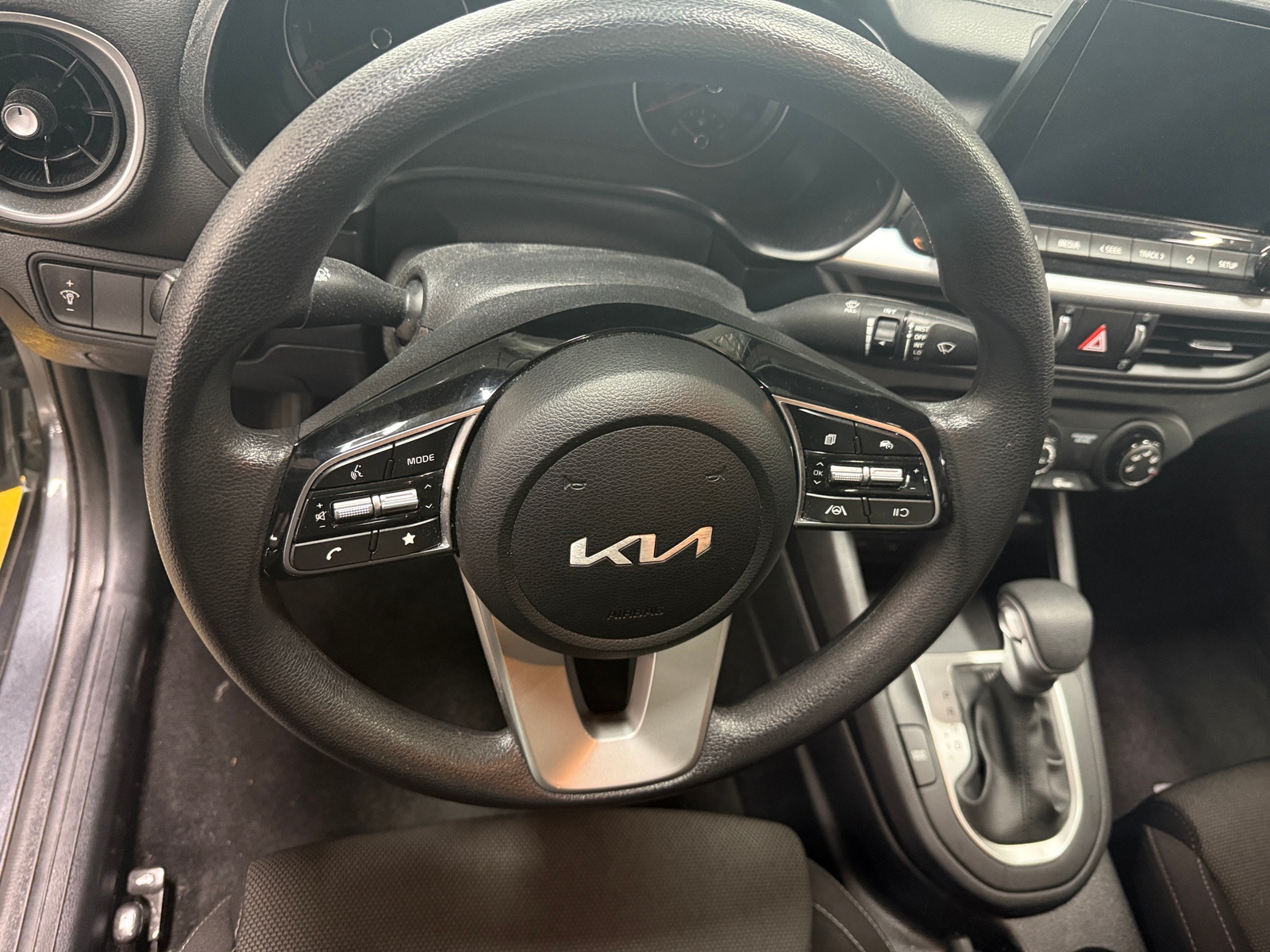 Thumbnail: 2024 Kia Forte - 5