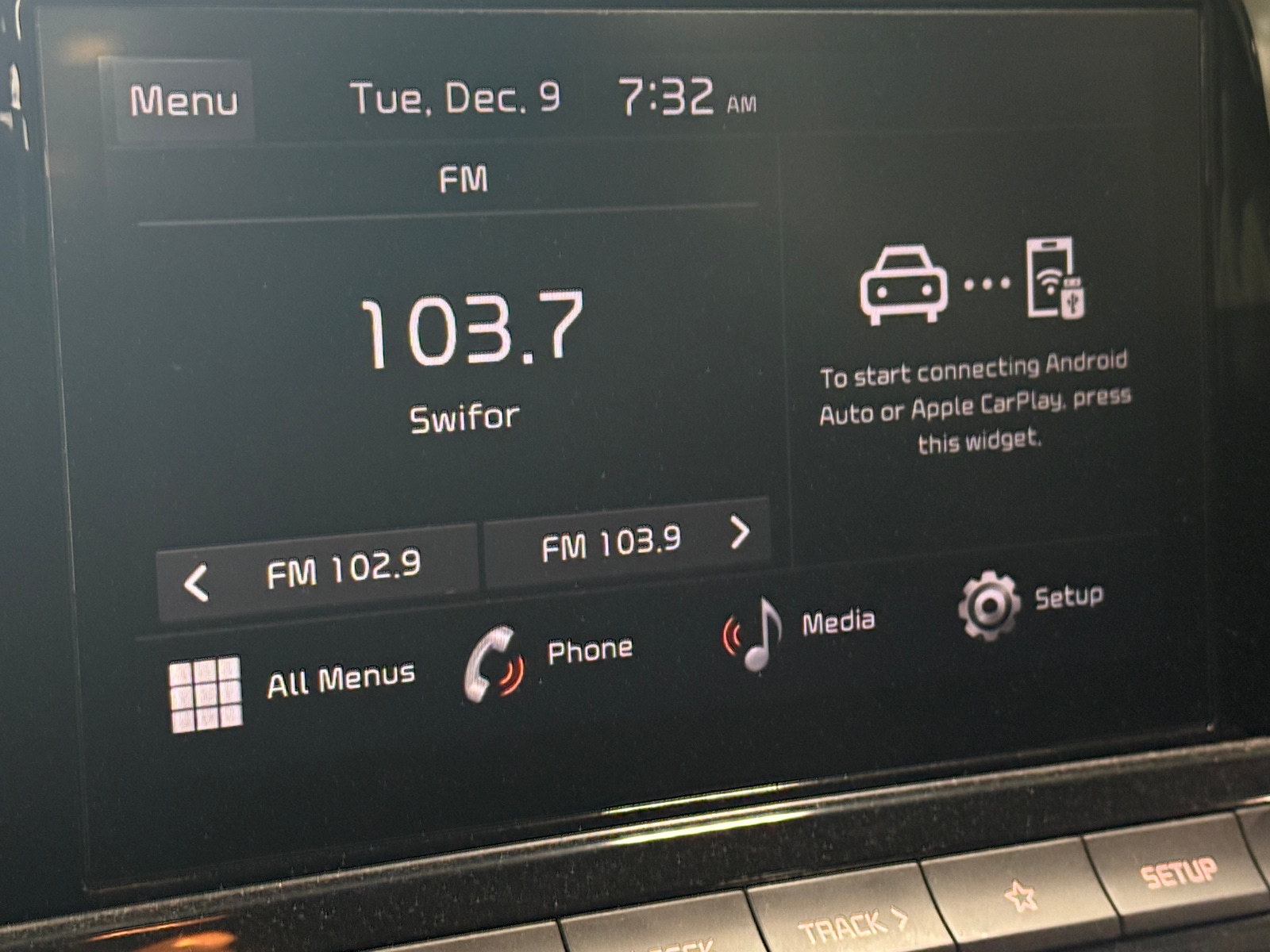 Thumbnail: 2024 Kia Forte - 4