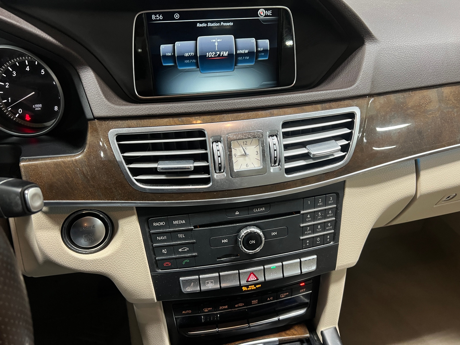 Thumbnail: 2016 Mercedes-Benz E-Class - 3