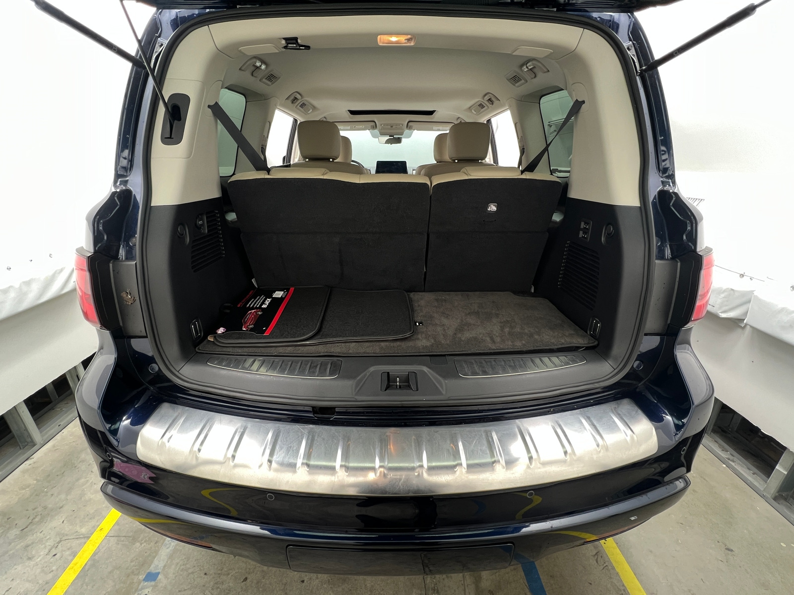 Thumbnail: 2024 INFINITI QX80 - 6