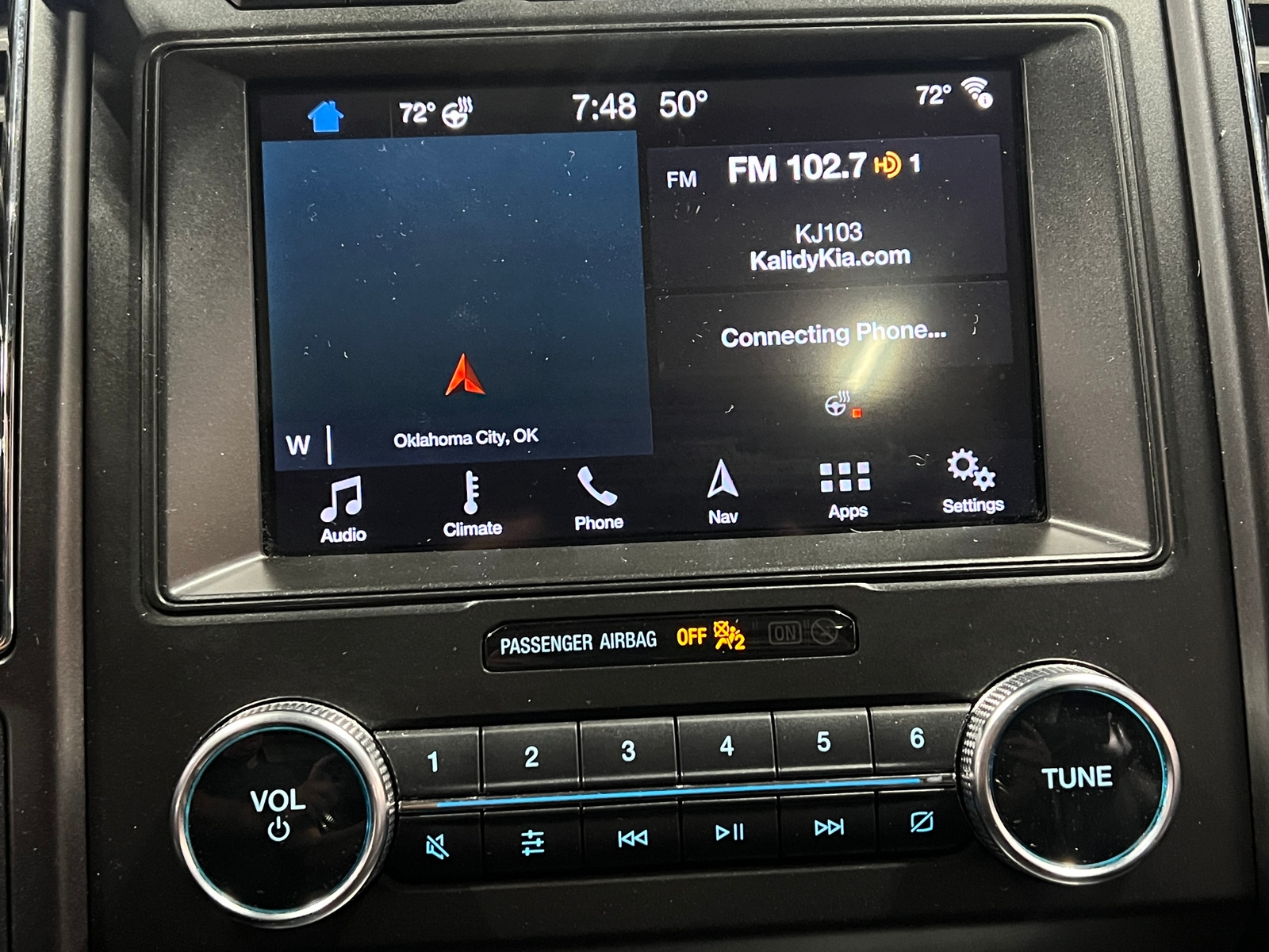 Thumbnail: 2019 Ford Expedition - 3