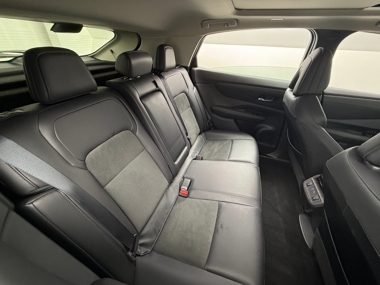 Thumbnail: 2024 Nissan Ariya - 5