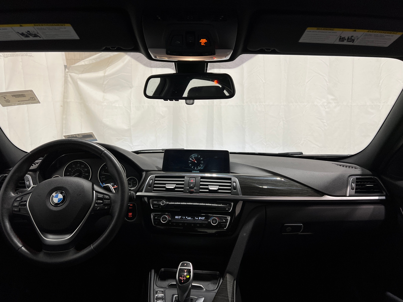 Thumbnail: 2017 BMW 3 Series - 2