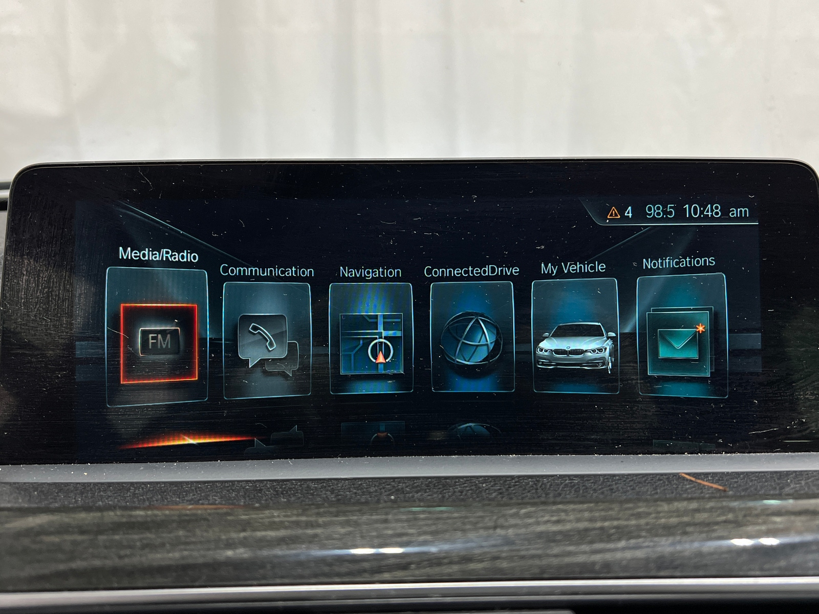 Thumbnail: 2017 BMW 3 Series - 3