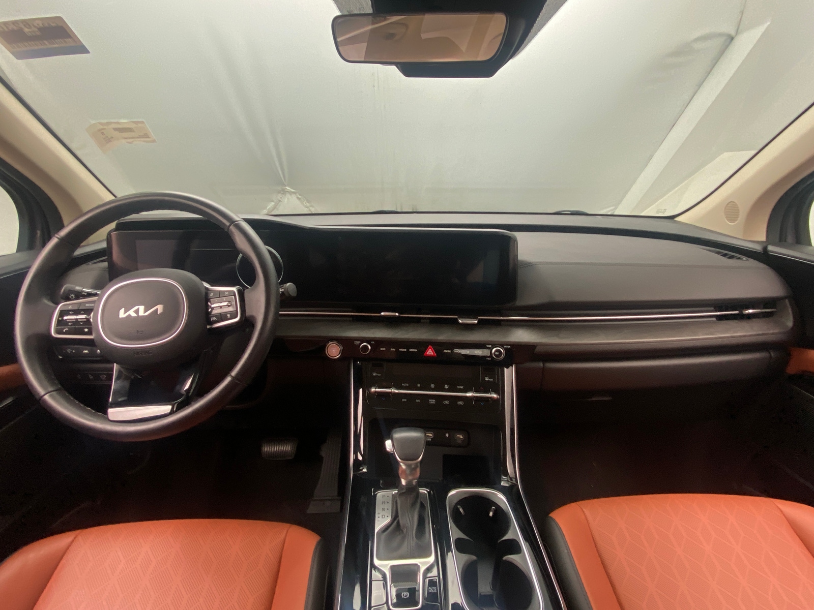 Thumbnail: 2024 Kia Carnival - 2