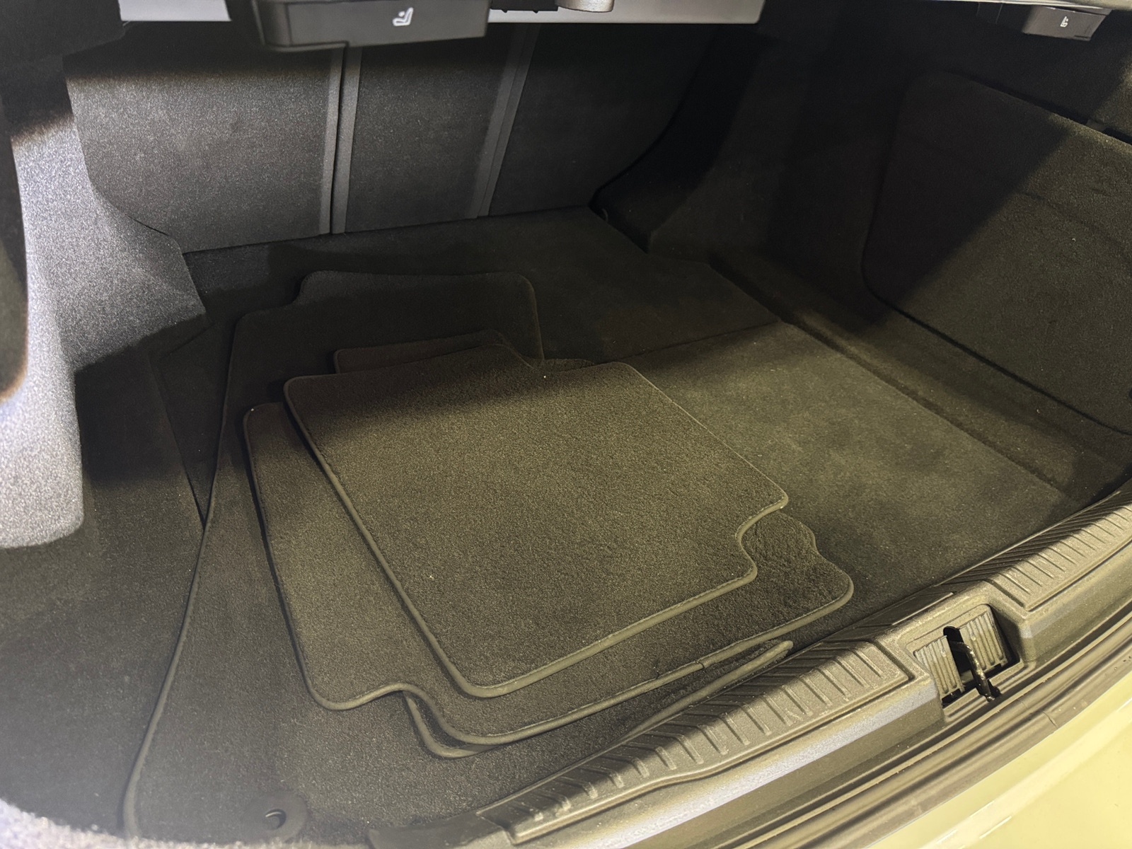 Thumbnail: 2019 Alfa Romeo Giulia - 6