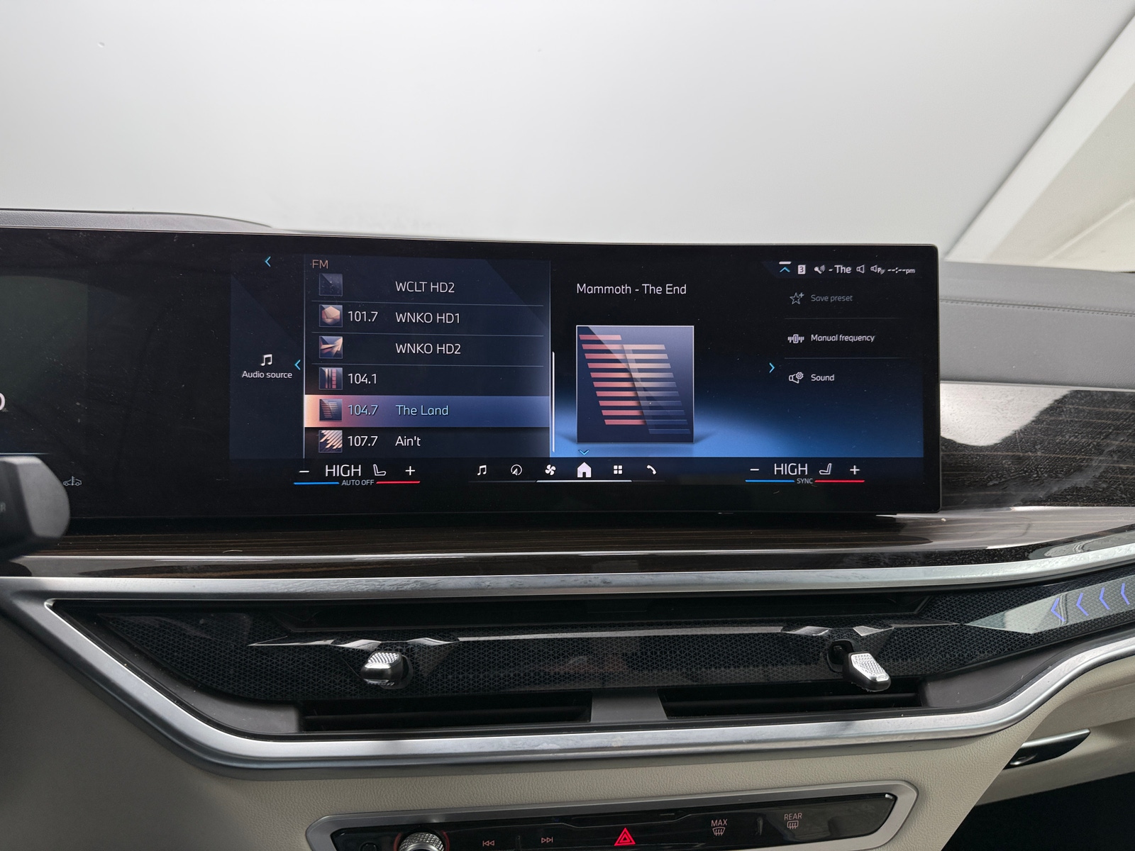 Thumbnail: 2024 BMW X5 - 3