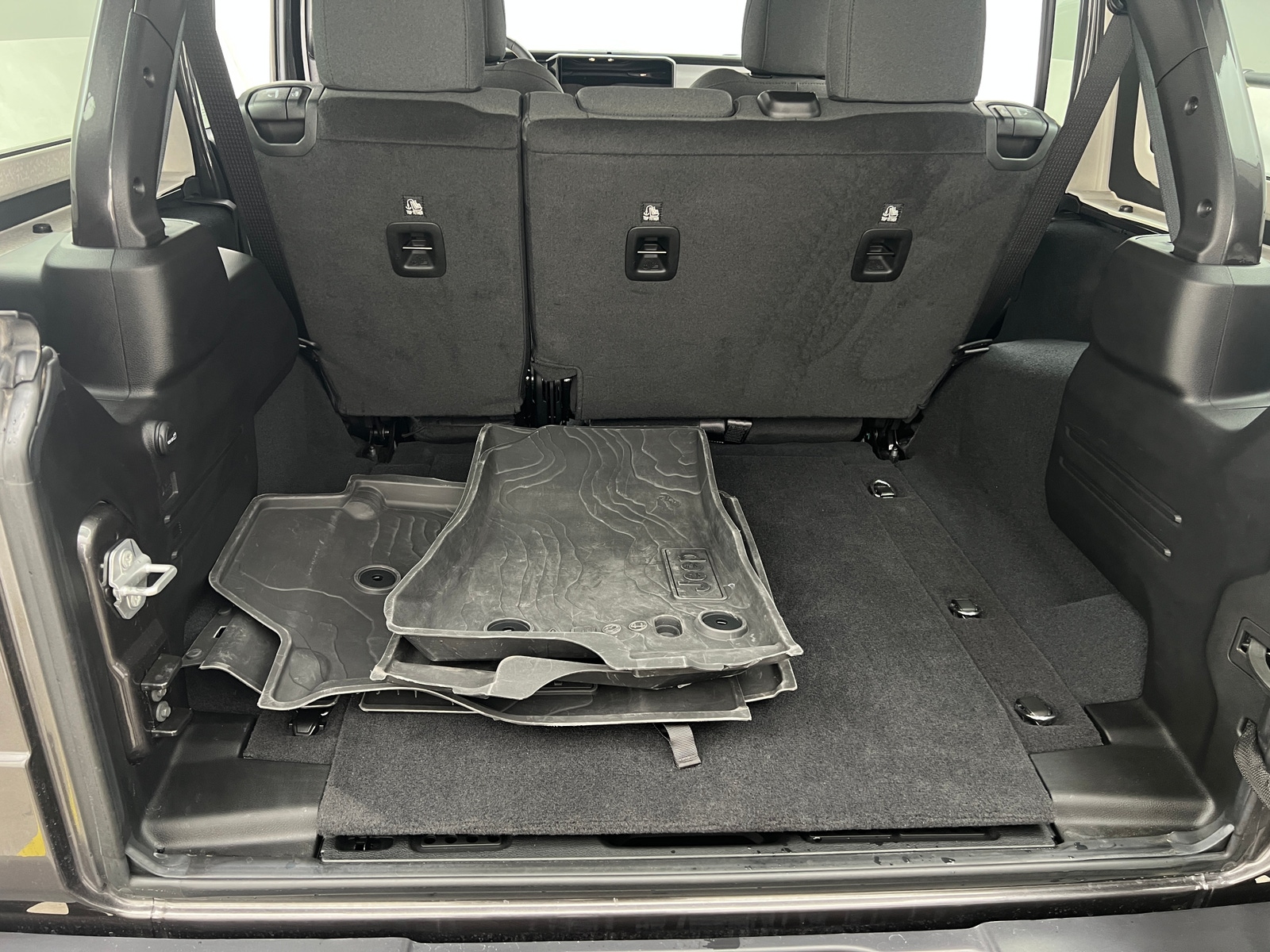 Thumbnail: 2024 Jeep Wrangler - 7