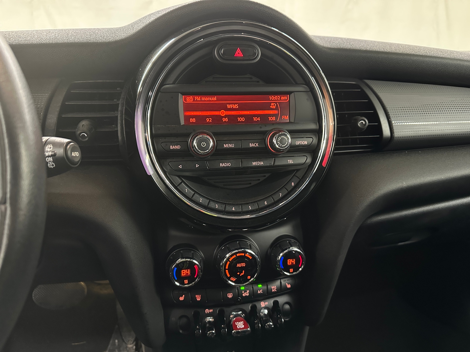 Thumbnail: 2016 MINI Cooper Hardtop - 4