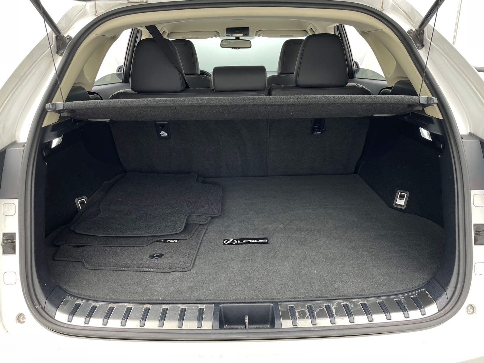 Thumbnail: 2015 Lexus NX - 6