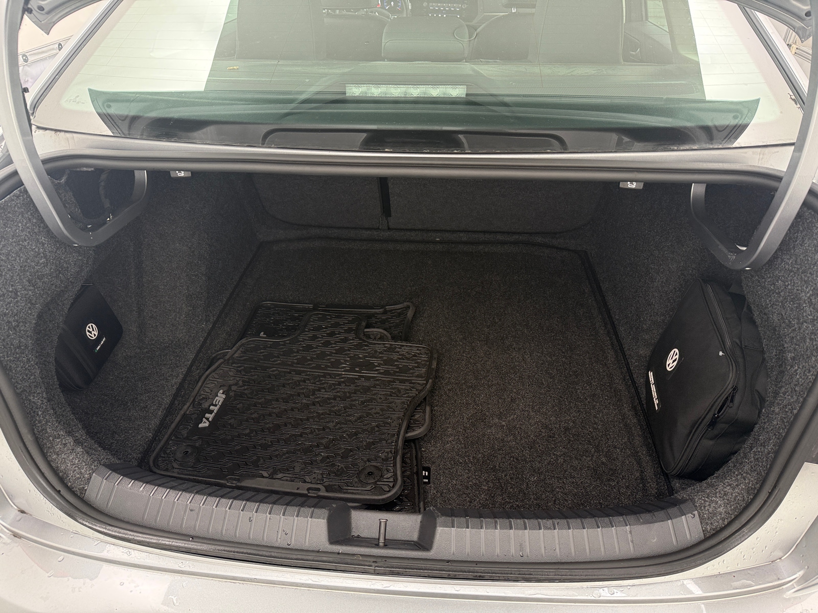 Thumbnail: 2020 Volkswagen Jetta - 6