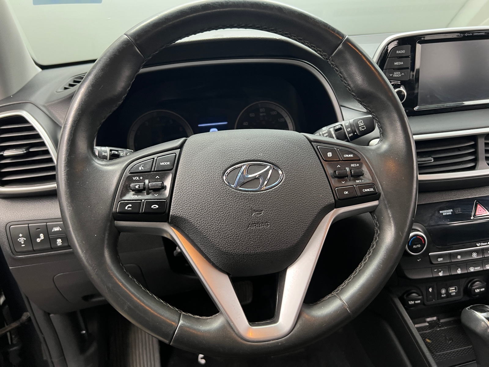 Thumbnail: 2019 Hyundai Tucson - 4