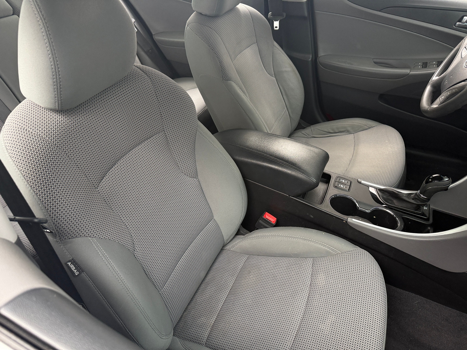 Thumbnail: 2014 Hyundai Sonata - 2