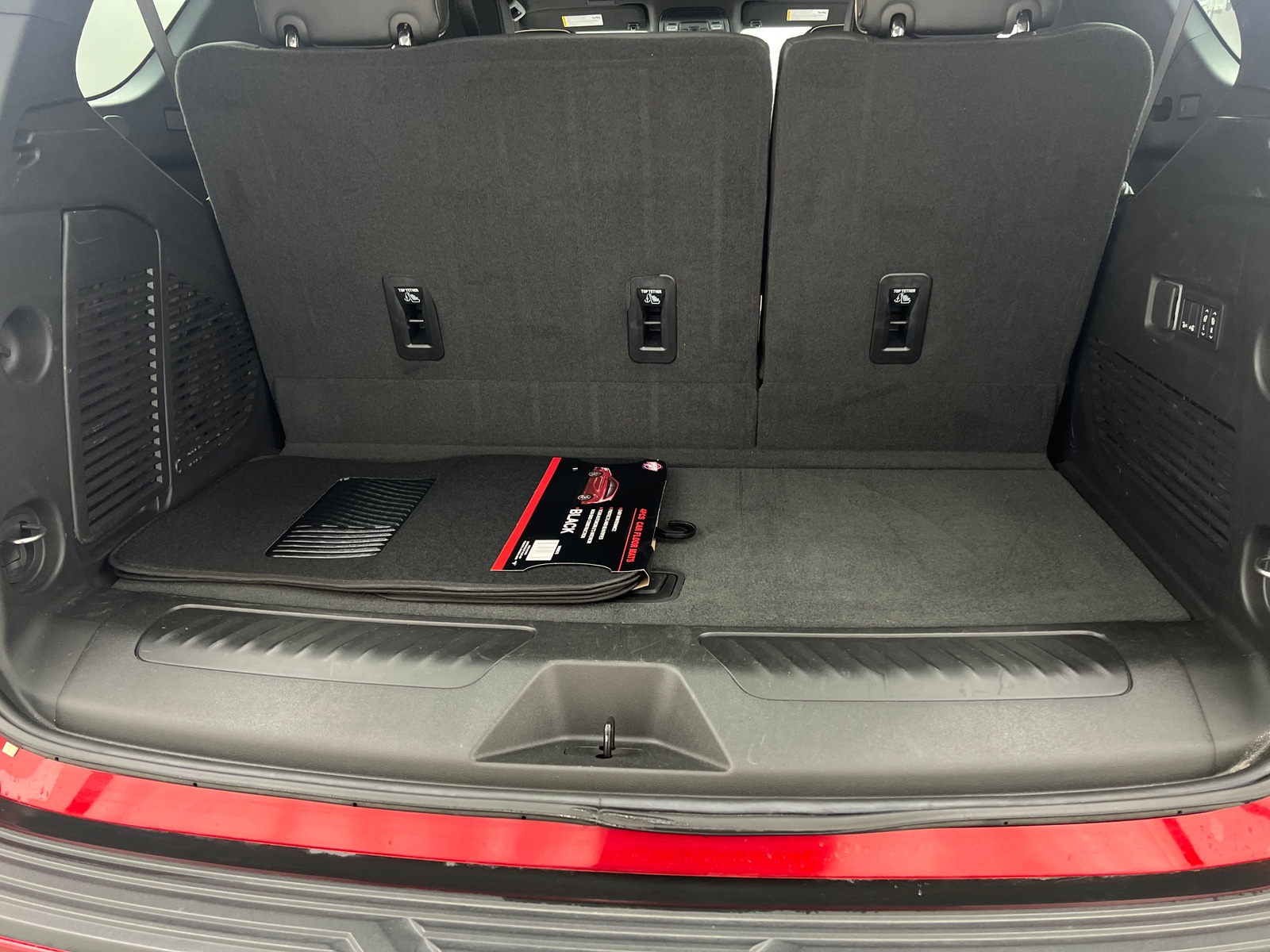 Thumbnail: 2025 GMC Yukon - 6