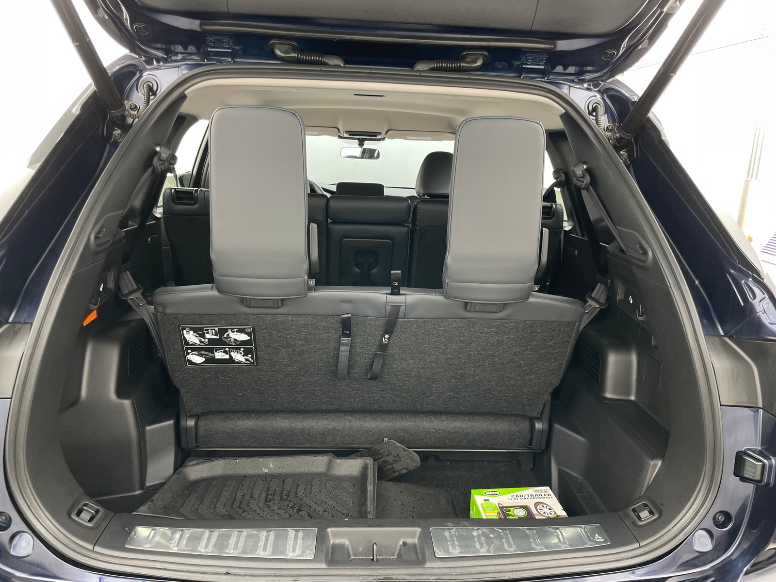 Thumbnail: 2025 Mitsubishi Outlander - 6