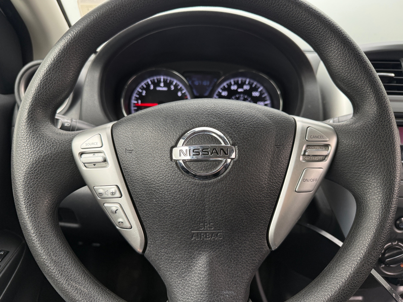 Thumbnail: 2018 Nissan Versa - 5