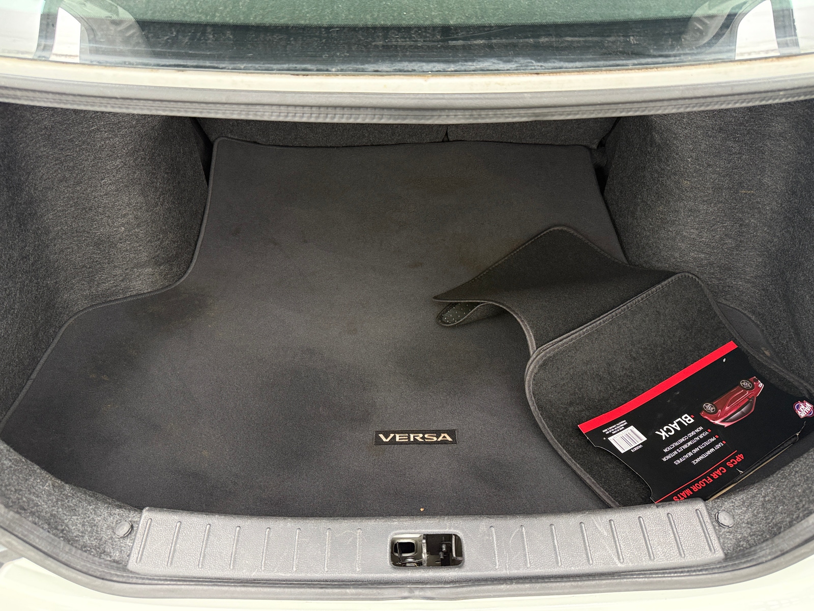 Thumbnail: 2018 Nissan Versa - 7