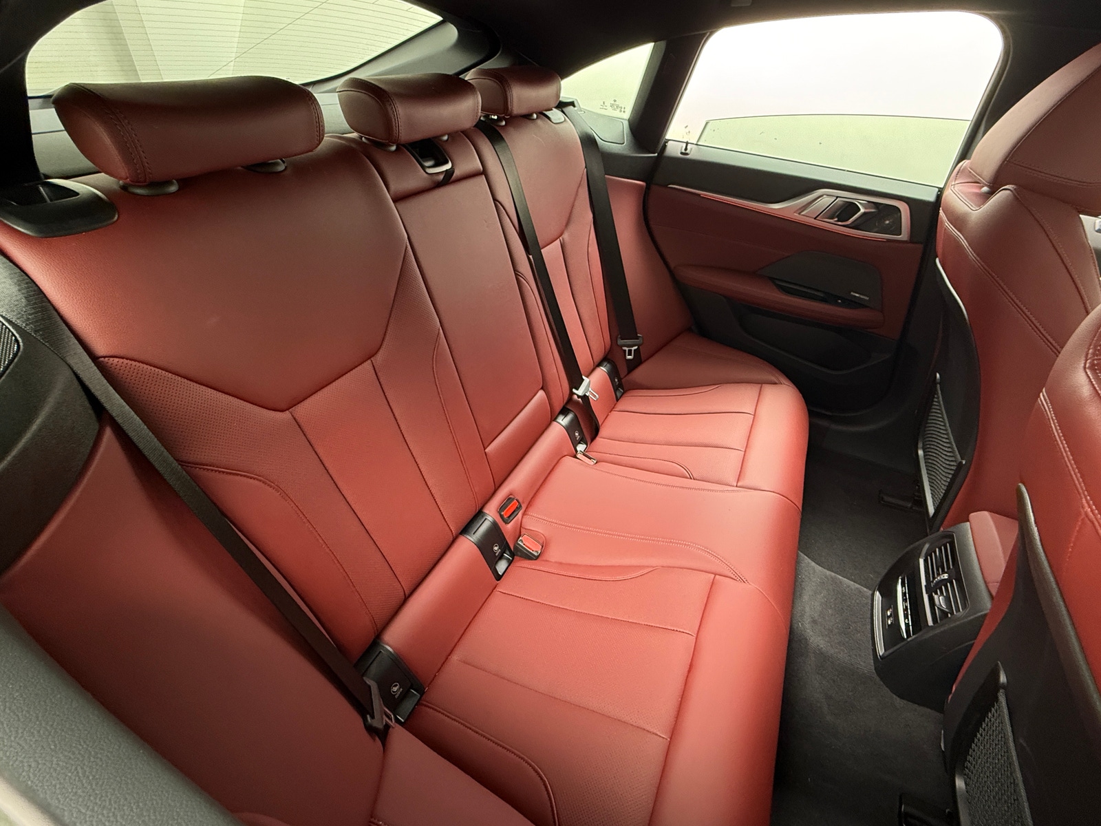 Thumbnail: 2023 BMW i4 - 5