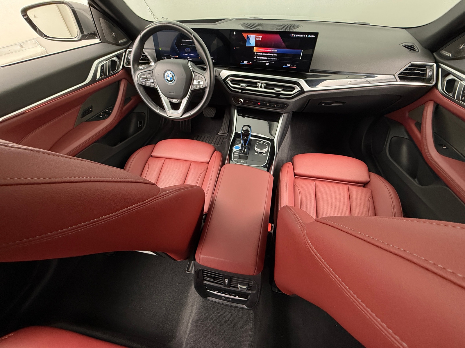 Thumbnail: 2023 BMW i4 - 2