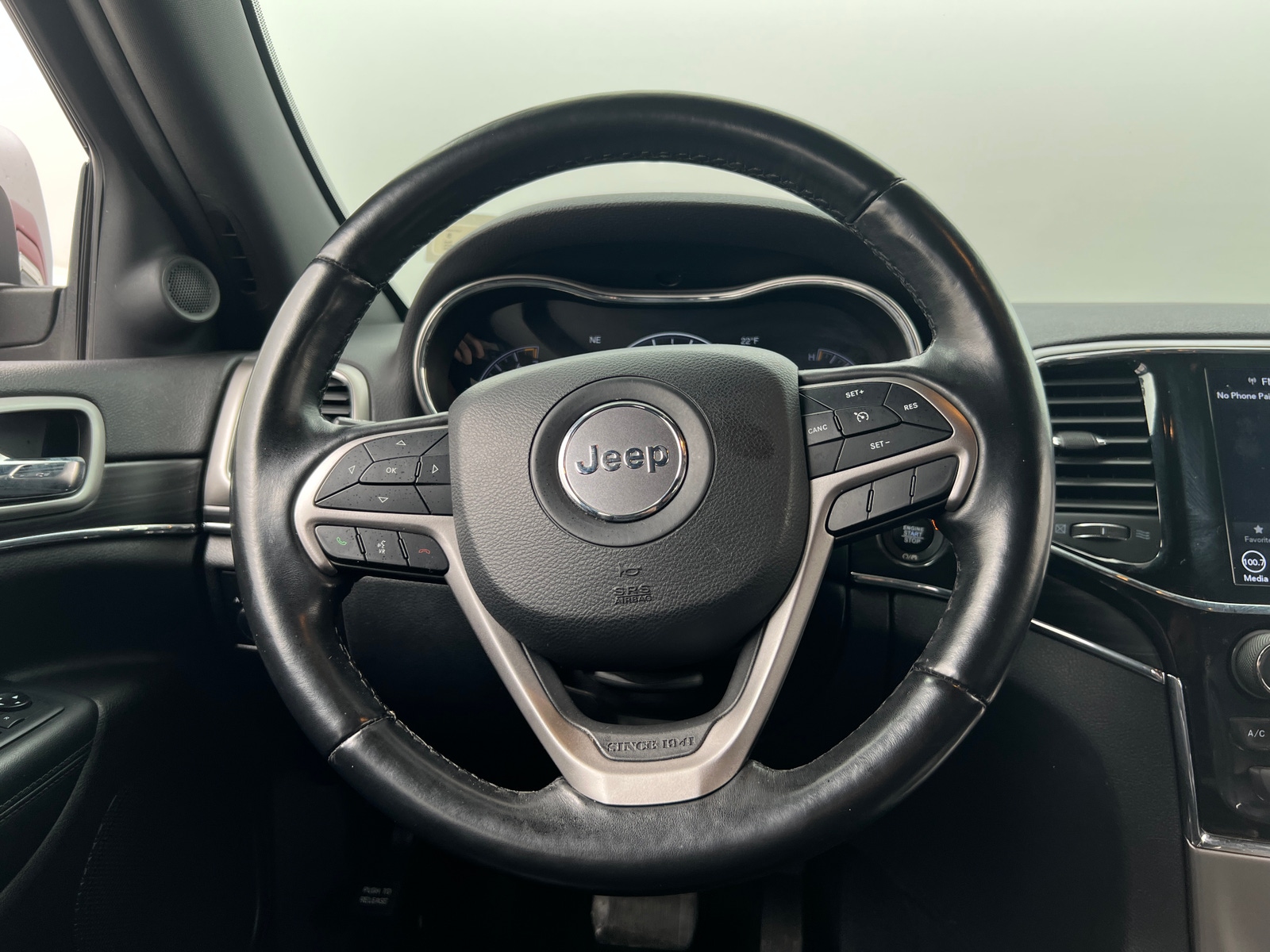 Thumbnail: 2020 Jeep Grand Cherokee - 4