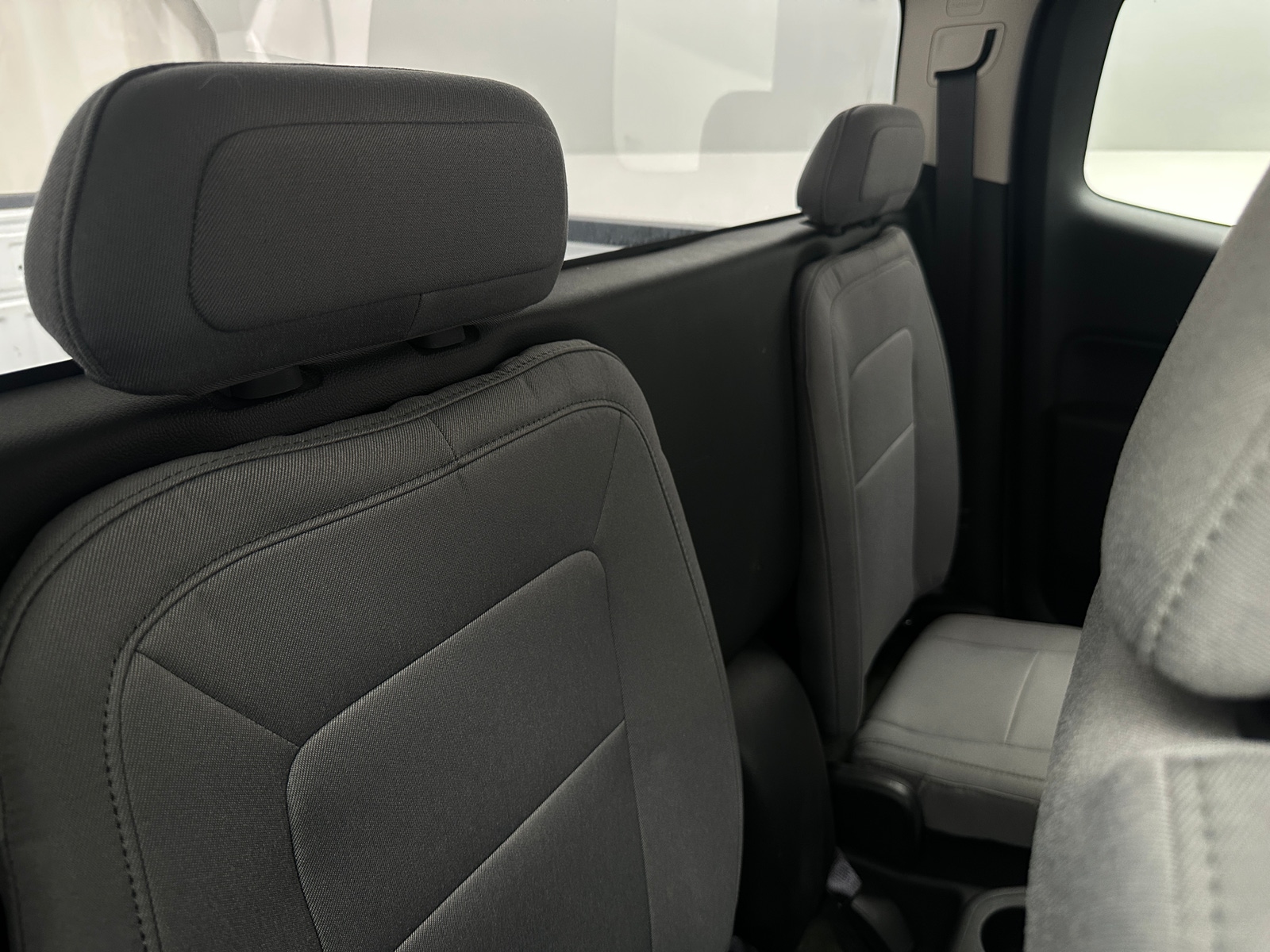 Thumbnail: 2015 Chevrolet Colorado - 6