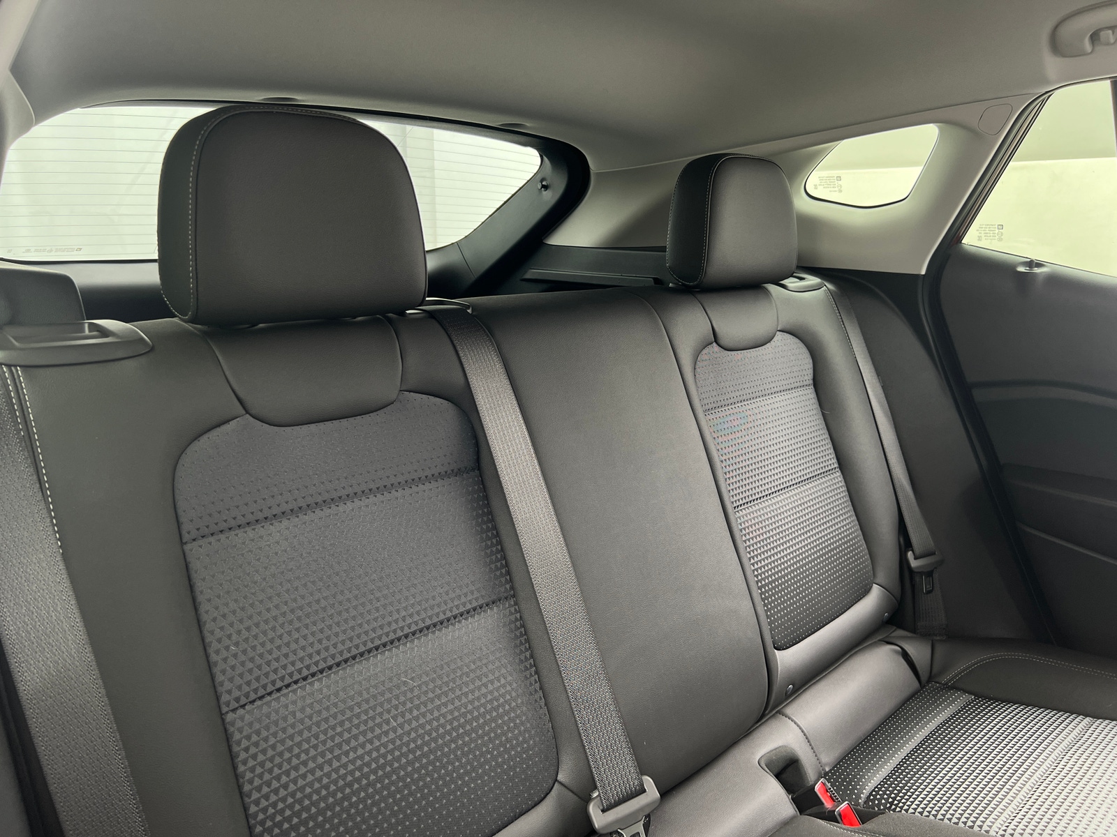 Thumbnail: 2025 Chevrolet Trax - 6