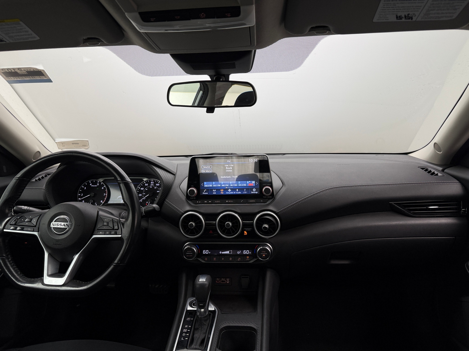 Thumbnail: 2021 Nissan Sentra - 3