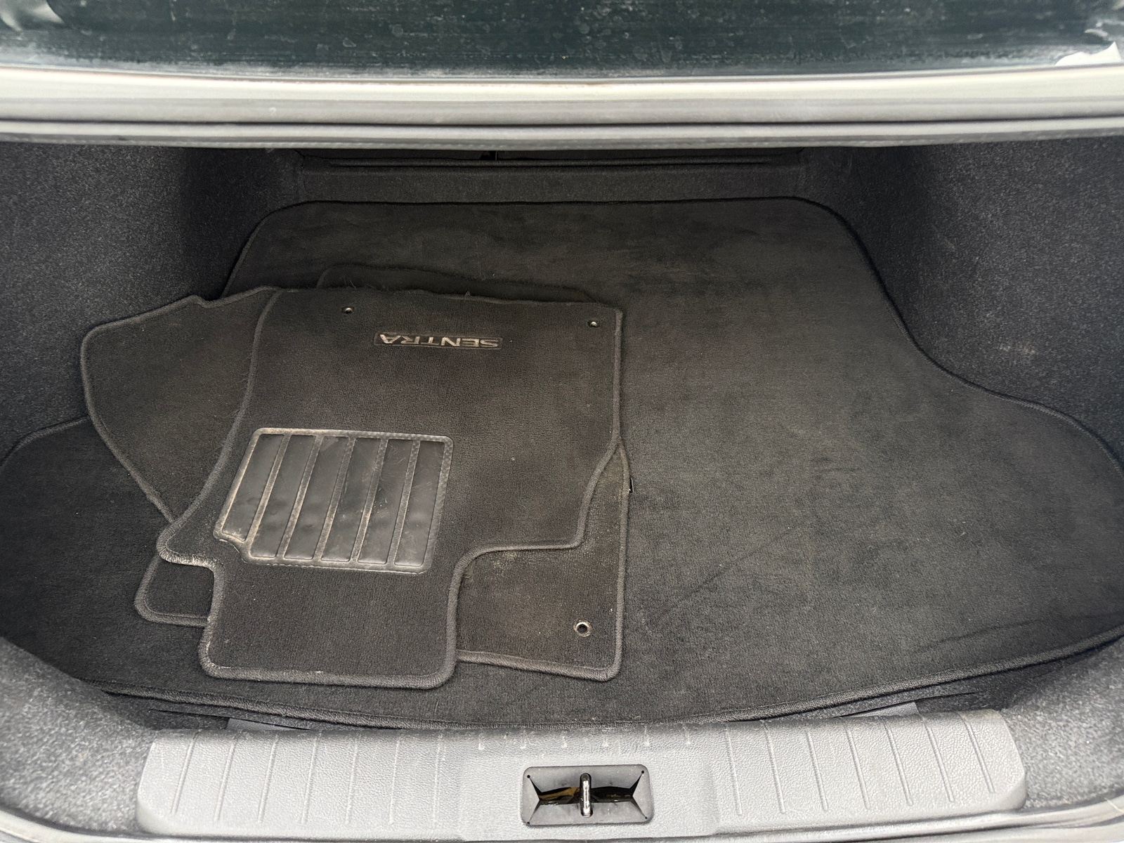 Thumbnail: 2021 Nissan Sentra - 7