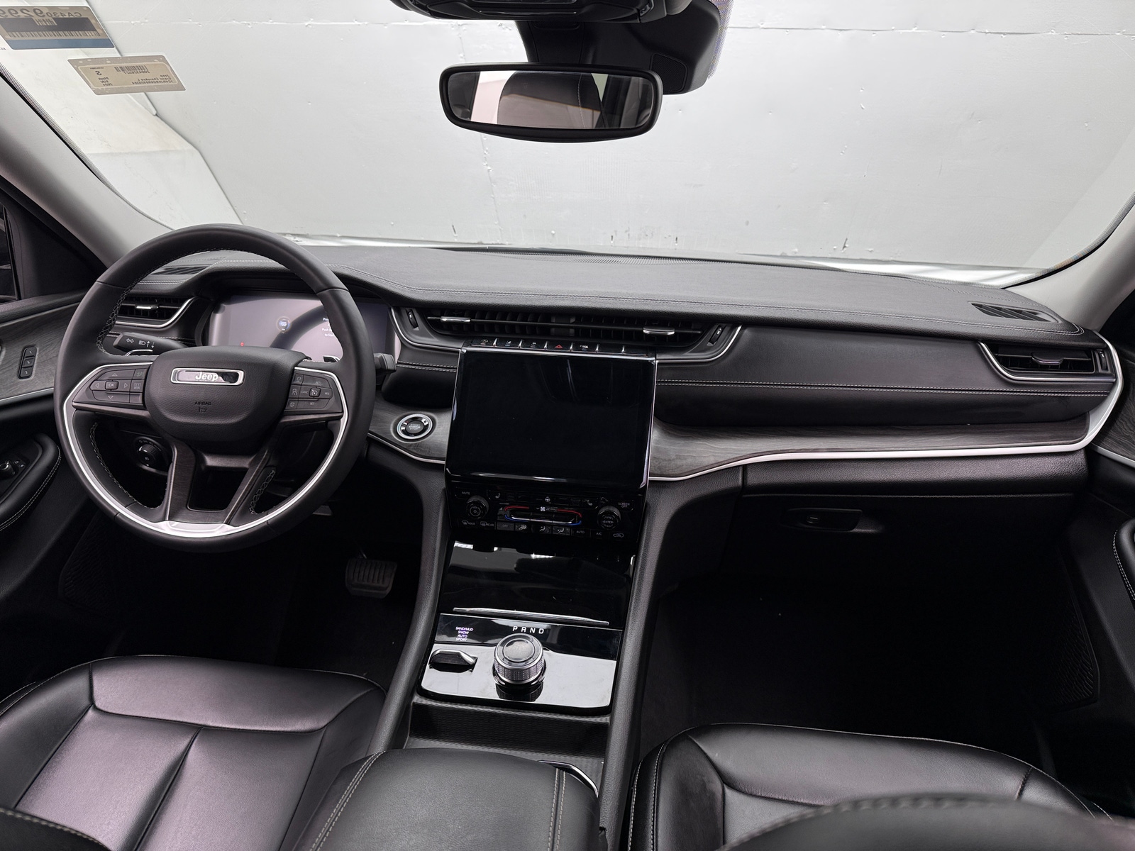 Thumbnail: 2024 Jeep Grand Cherokee L - 2