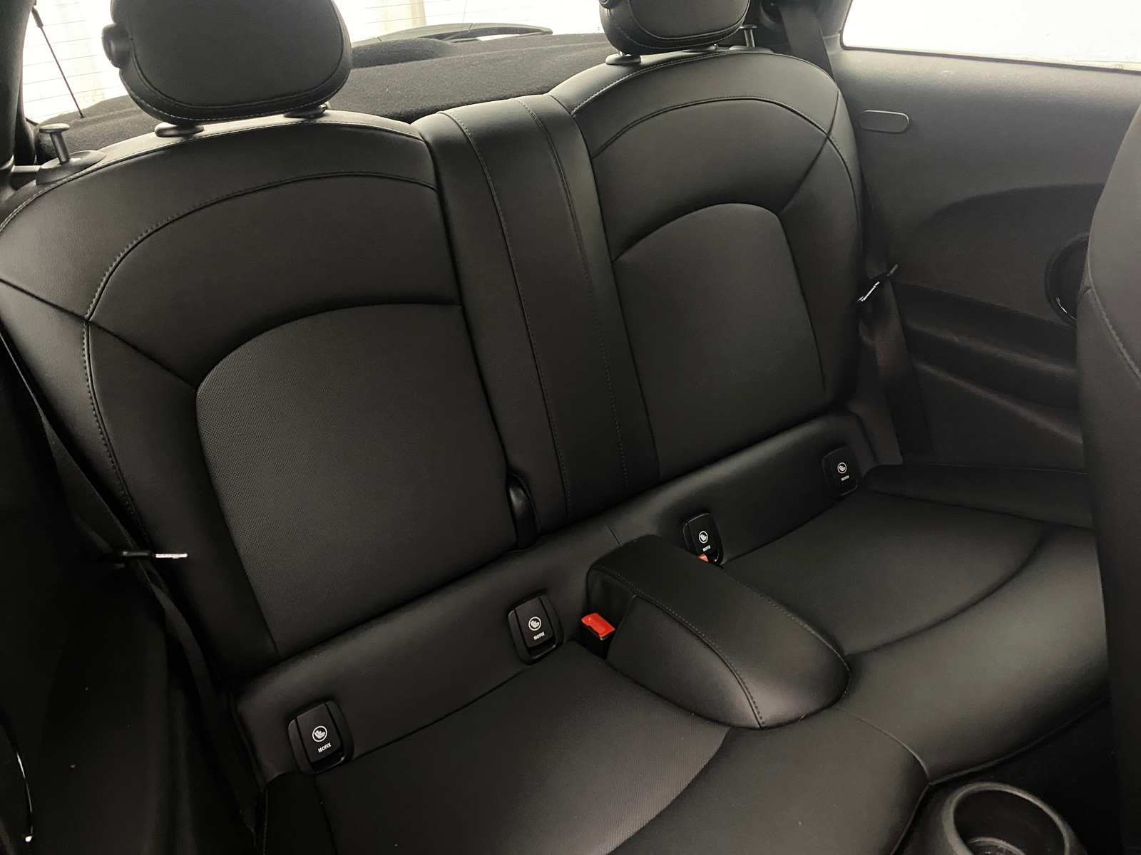 Thumbnail: 2017 MINI Cooper Hardtop - 6