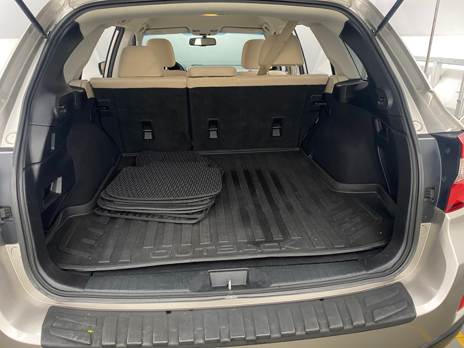 Thumbnail: 2016 Subaru Outback - 7