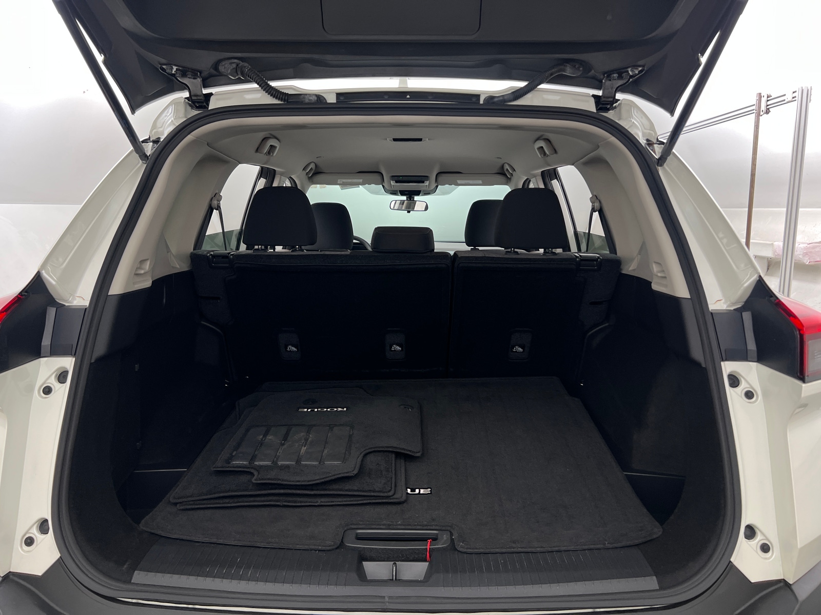 Thumbnail: 2023 Nissan Rogue - 7