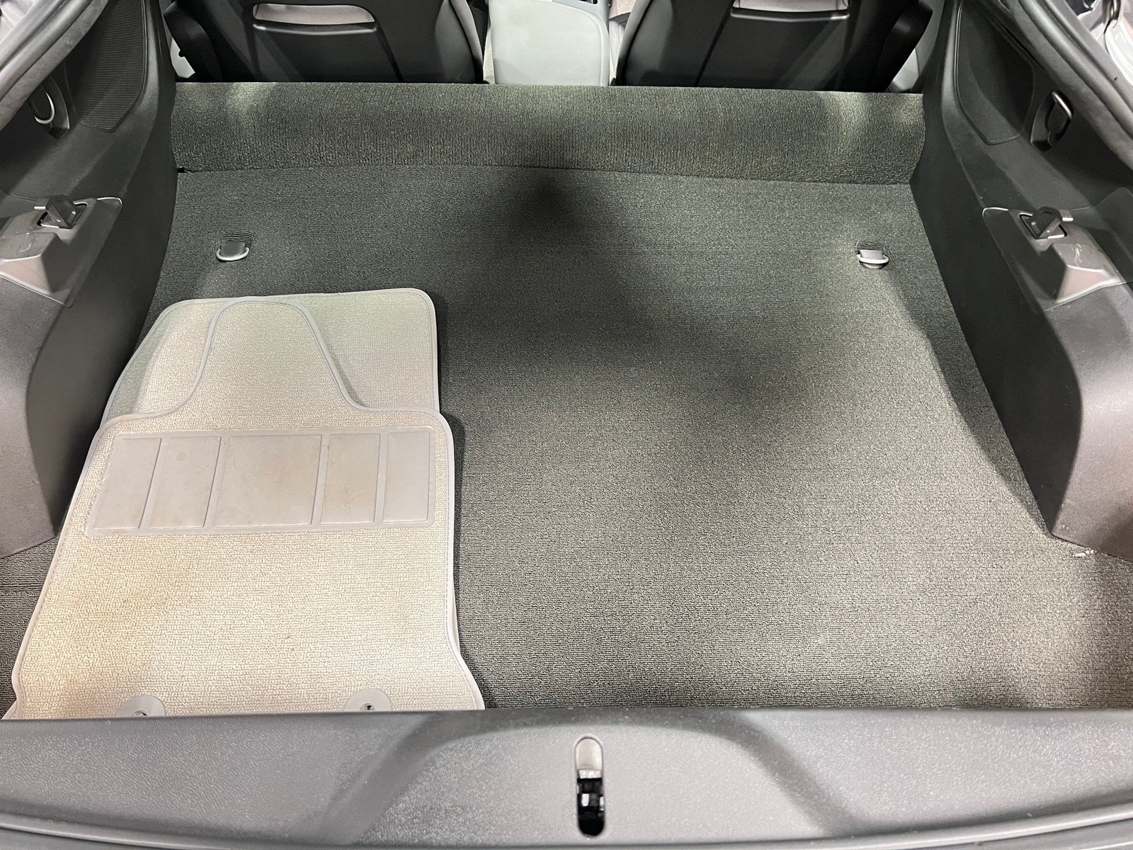 Thumbnail: 2015 Chevrolet Corvette - 4