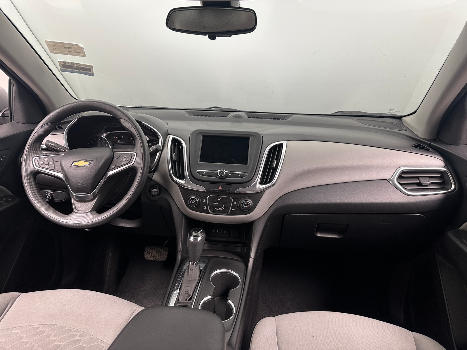 Thumbnail: 2019 Chevrolet Equinox - 3