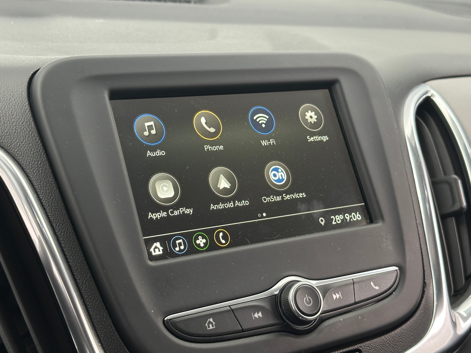 Thumbnail: 2019 Chevrolet Equinox - 4