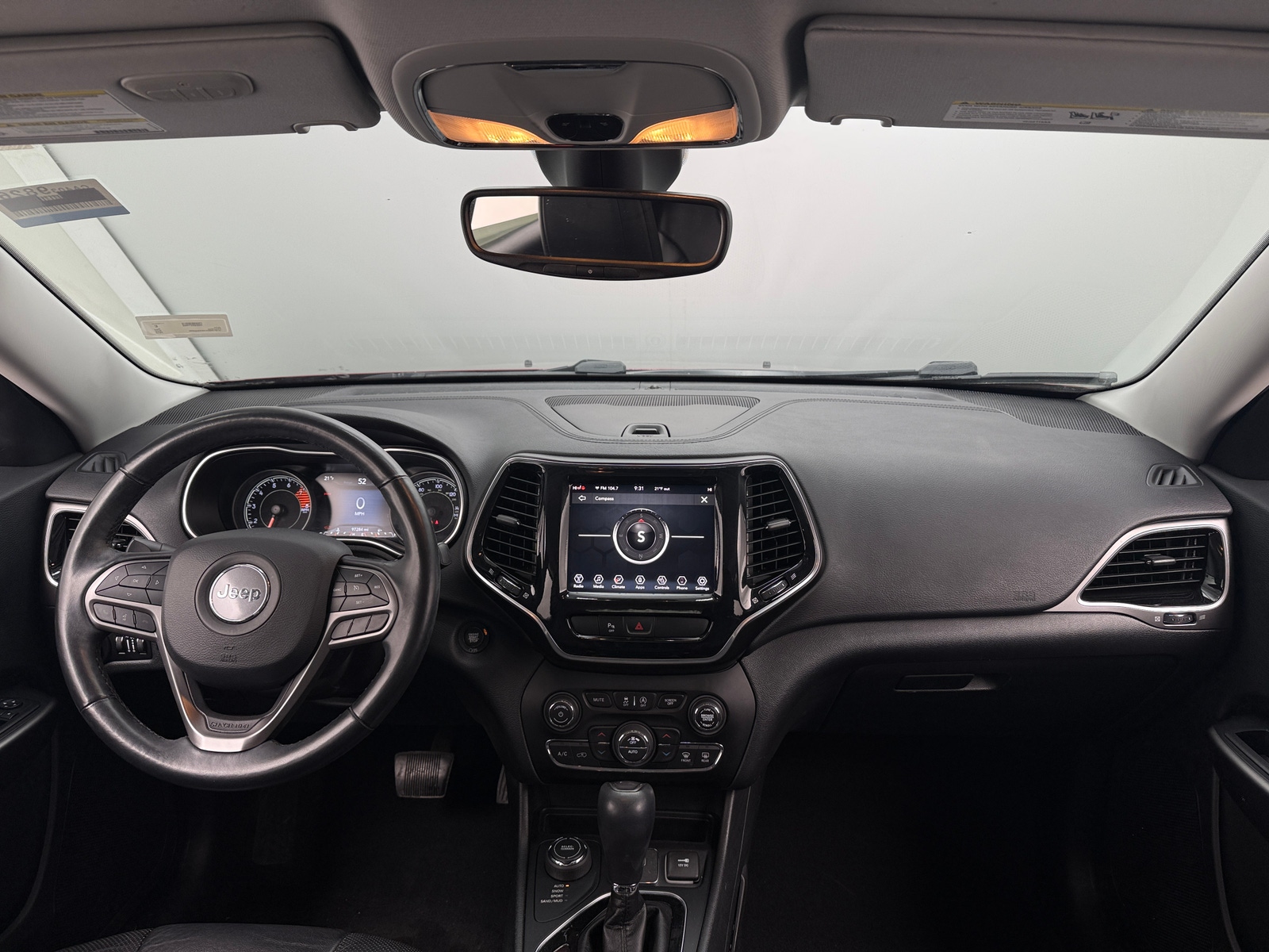 Thumbnail: 2019 Jeep Cherokee - 2