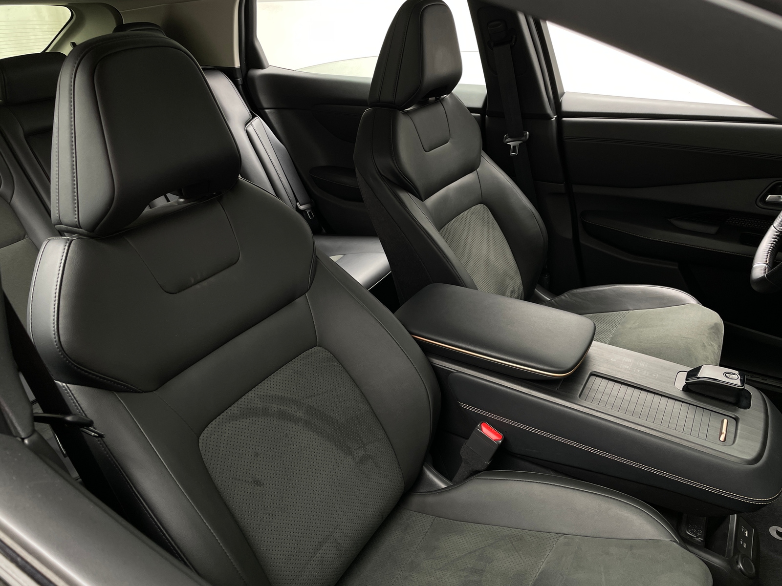 Thumbnail: 2023 Nissan Ariya - 2