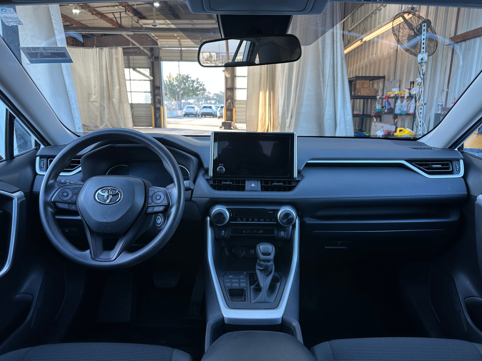 Thumbnail: 2025 Toyota RAV4 - 3