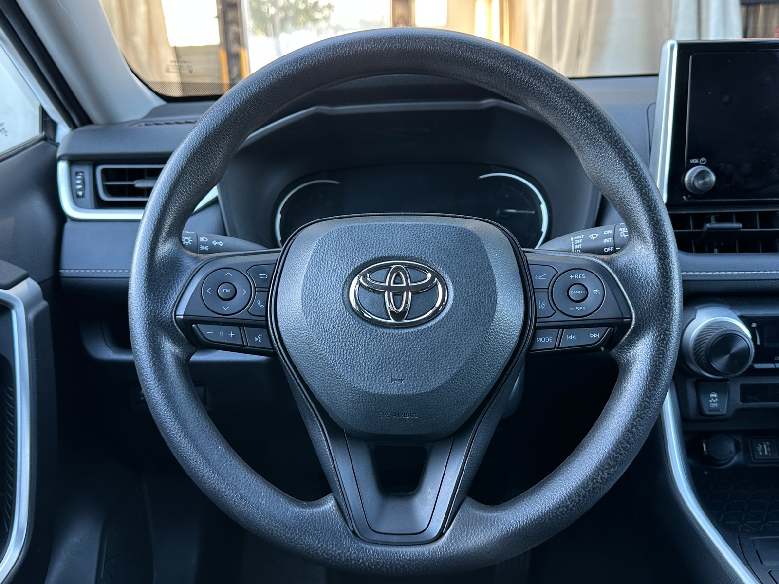 Thumbnail: 2025 Toyota RAV4 - 5