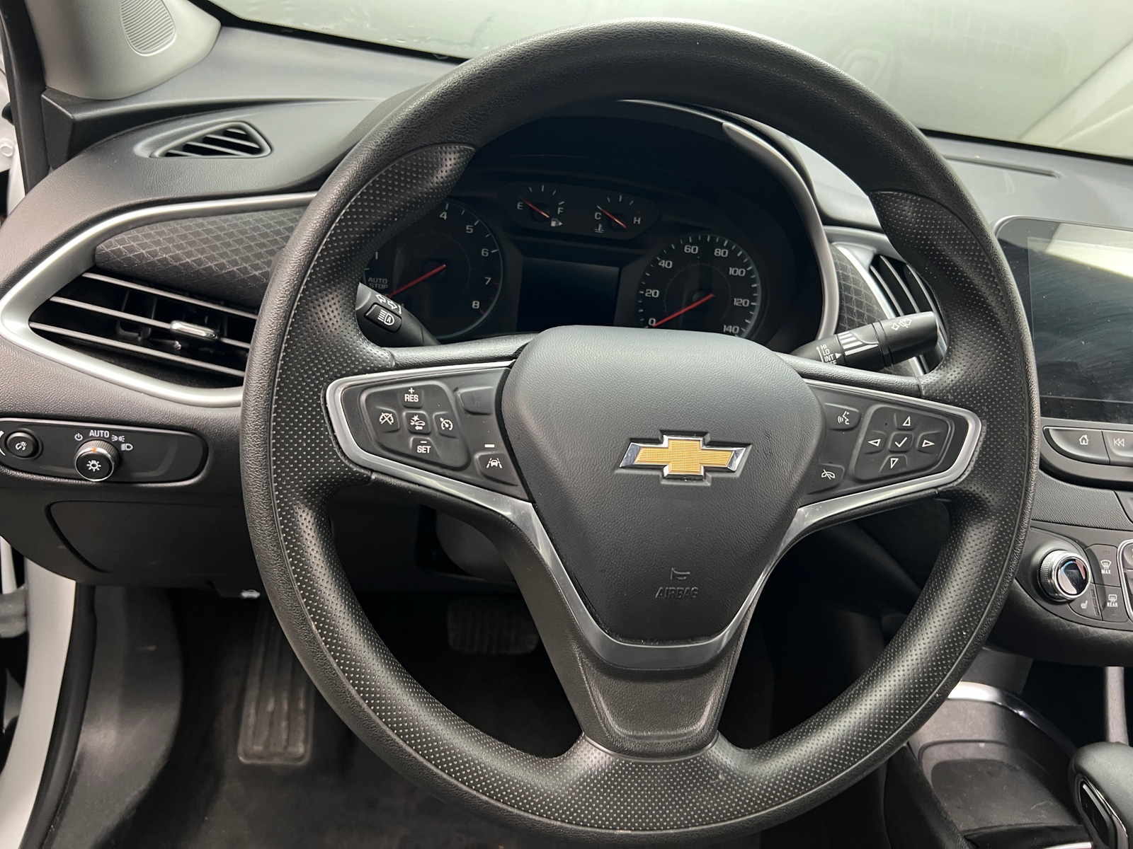 Thumbnail: 2023 Chevrolet Malibu - 5