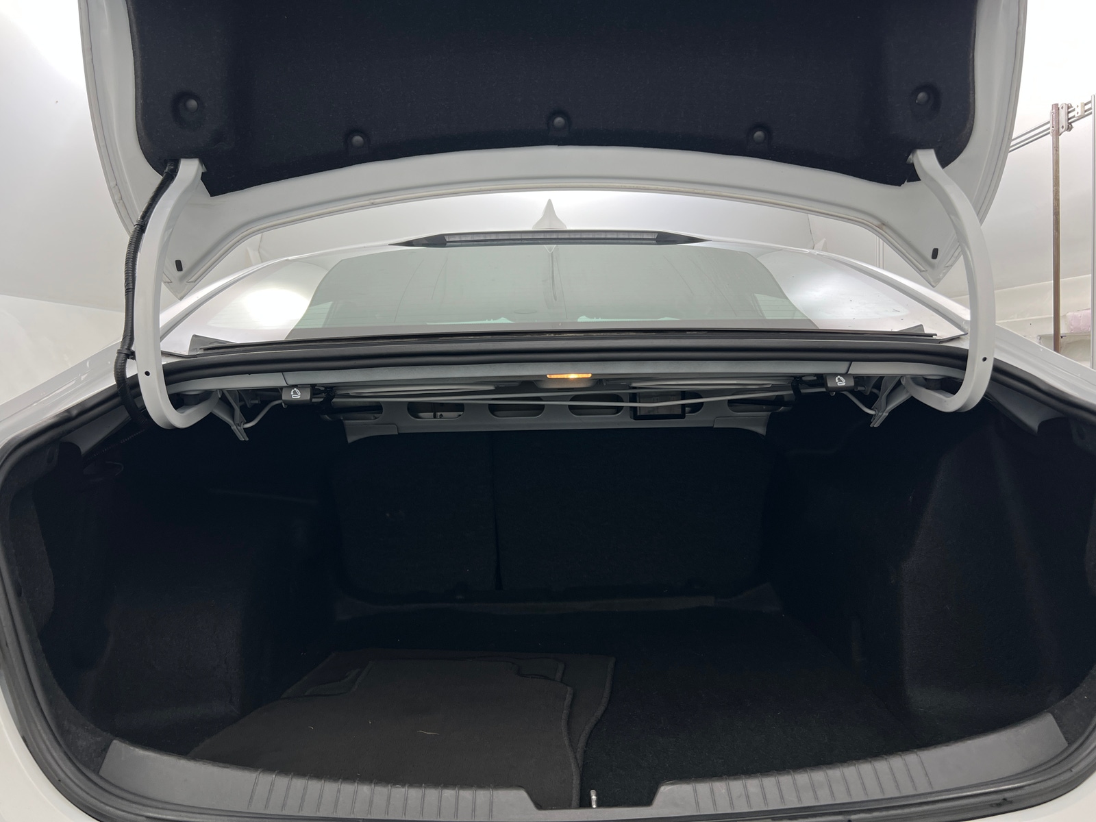 Thumbnail: 2023 Chevrolet Malibu - 7