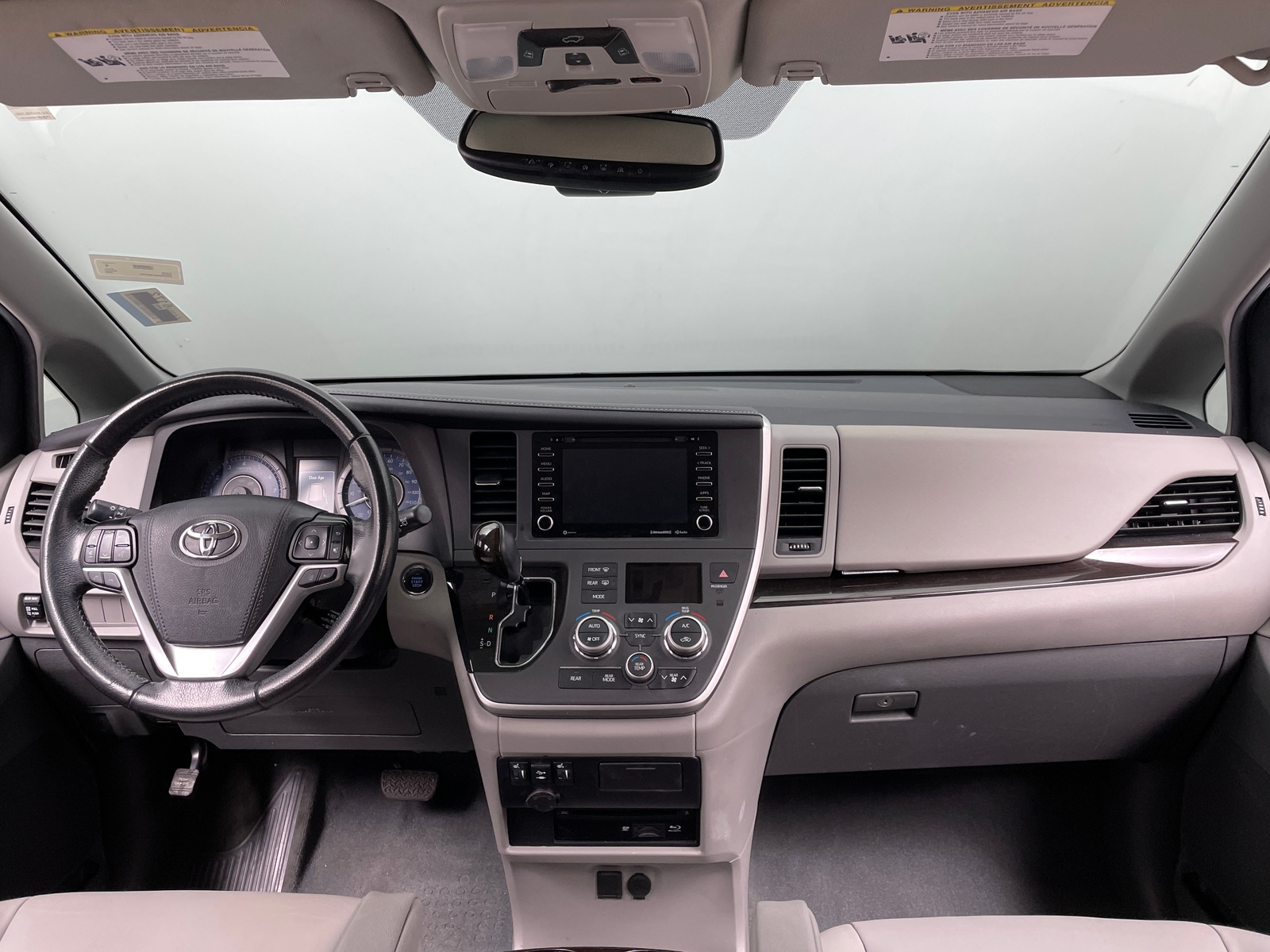 Thumbnail: 2020 Toyota Sienna - 2